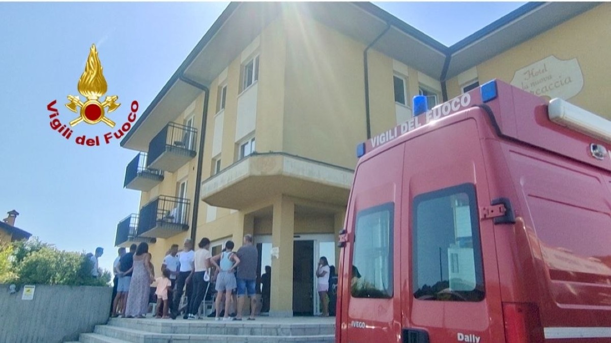 Malori in albergo: 15 persone in ospedale, tra loro 5 minori - 