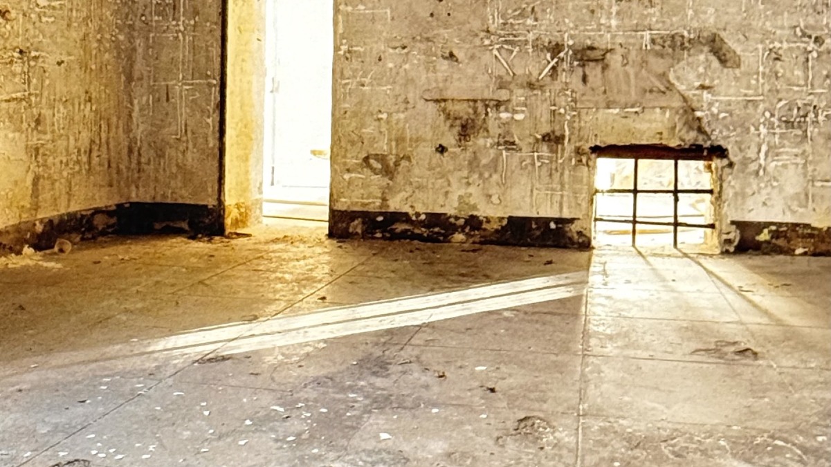 Ravascletto, a Salârs la mostra di Ulderica Da Pozzo sull’ex carcere femminile di Udine - 