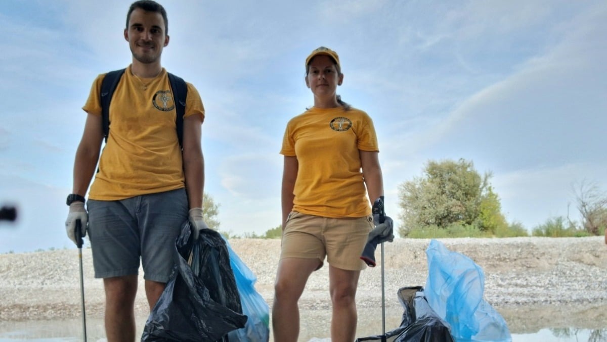 Meduna, pulizia sulle rive a Cordenons: rimossi 12 chili di scarti - 