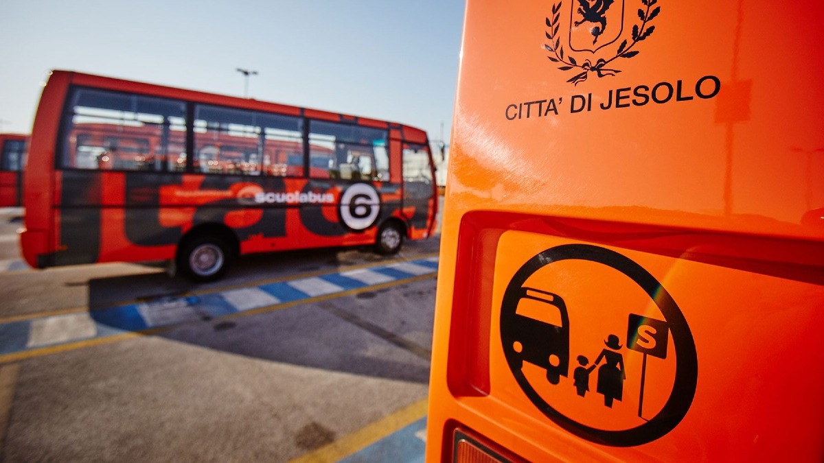 Jesolo, trasporto scolastico 2026-2027: gratis fino a 20mila euro ISEE e nuove riduzioni - 