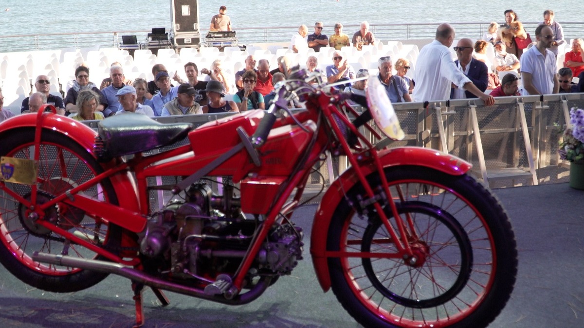 Grado celebra i 105 anni di Moto Guzzi con moto storiche e il film sulla sua nascita - 