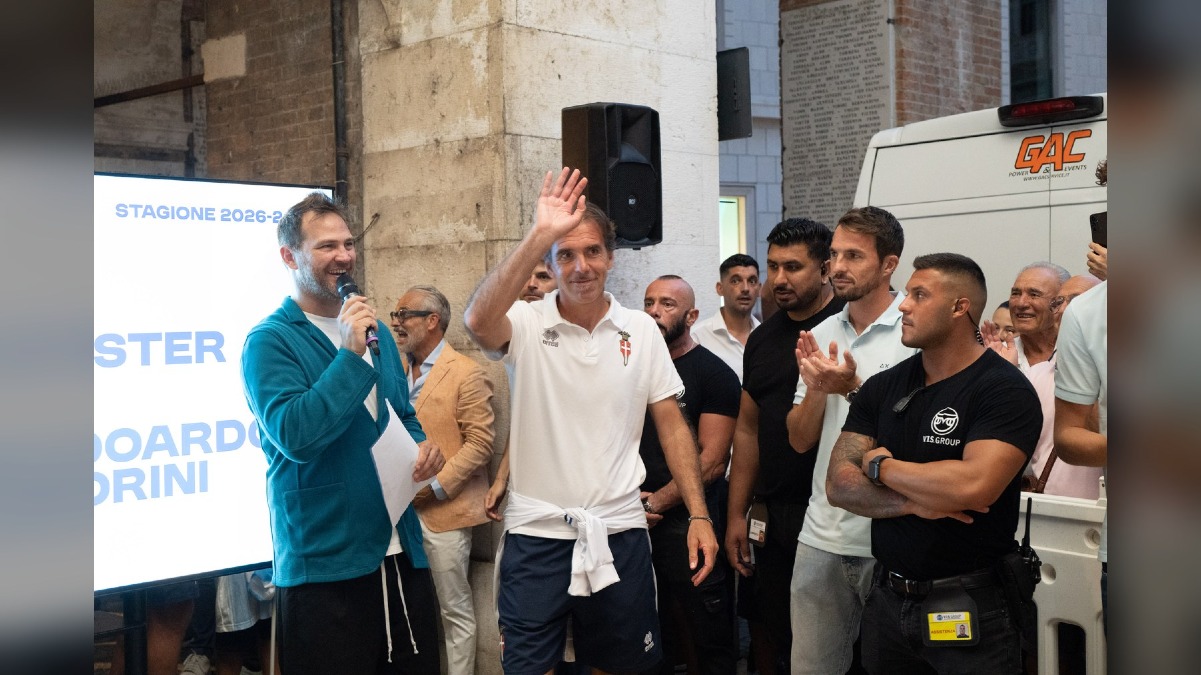 Treviso FBC, svelata la nuova prima maglia davanti ai tifosi in Piazzetta Aldo Moro - 