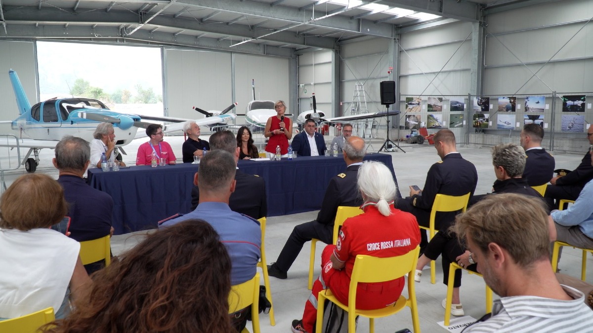 Air Expo Fvg a Osoppo, due giorni tra aerei, formazione e voli panoramici in elicottero - 