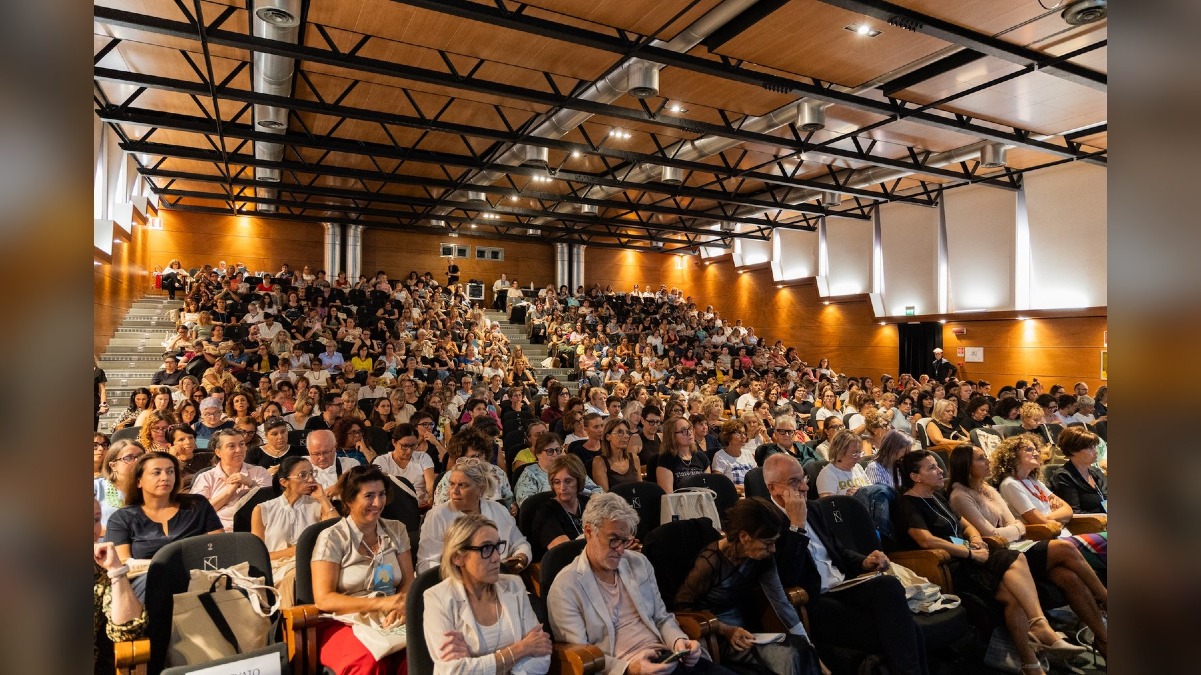 Tolmezzo, 500 operatori al Candoni per la Summer School 2026 di LeggiAMO 0-18 FVG - 