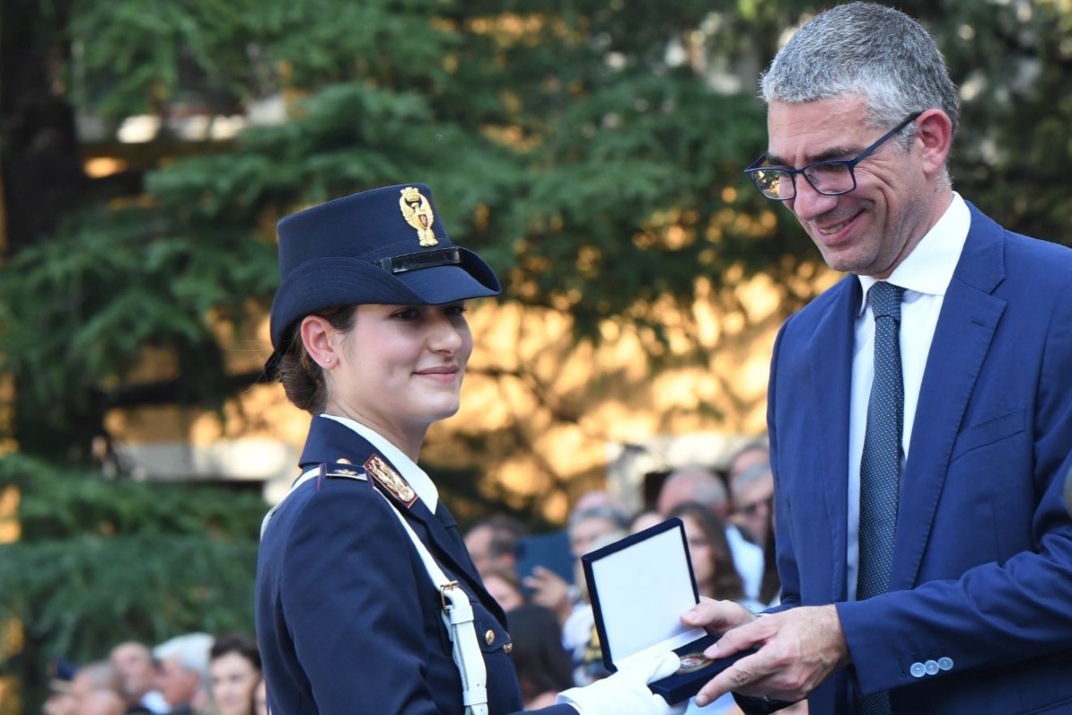 Scuola di Polizia di Trieste, il giuramento di 415 allievi: 61 agenti assegnati al