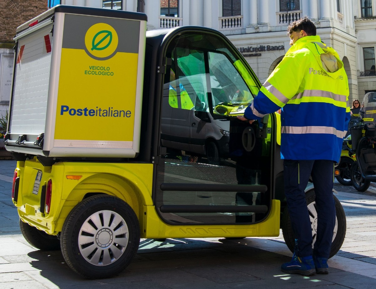 Rovigo, con Poste Delivery Web si possono spedire valigie e pacchi online fino a 30 chili