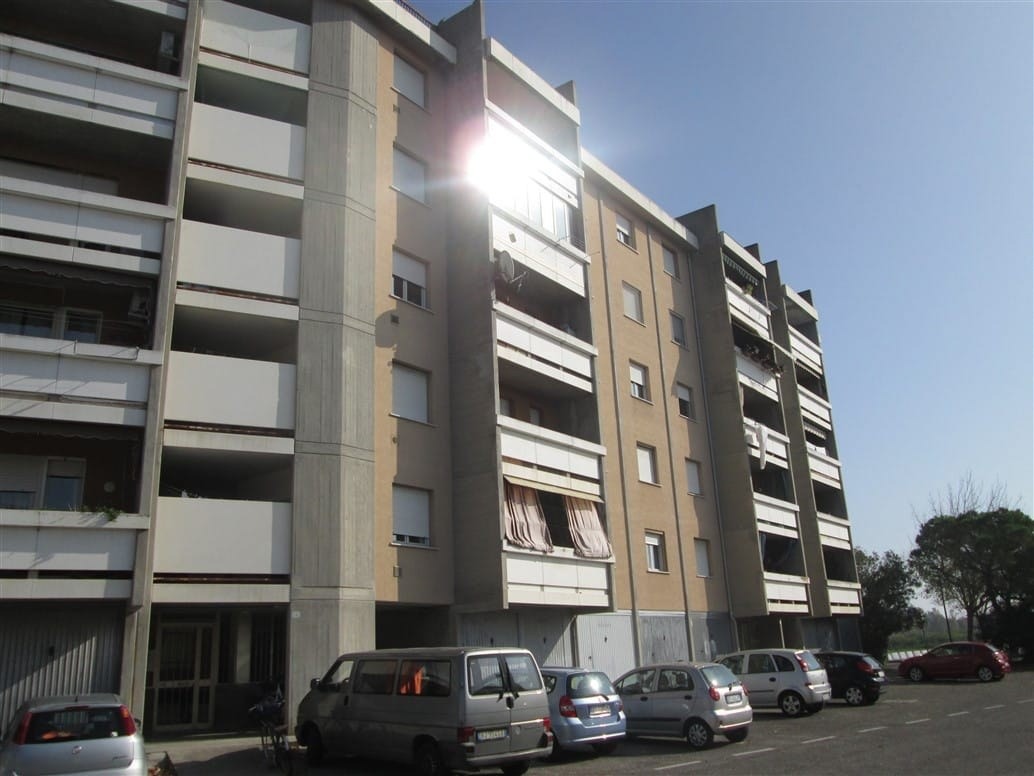 Grado, nuovo tetto per il condominio di via Reparo Largo: lavori da 200mila euro