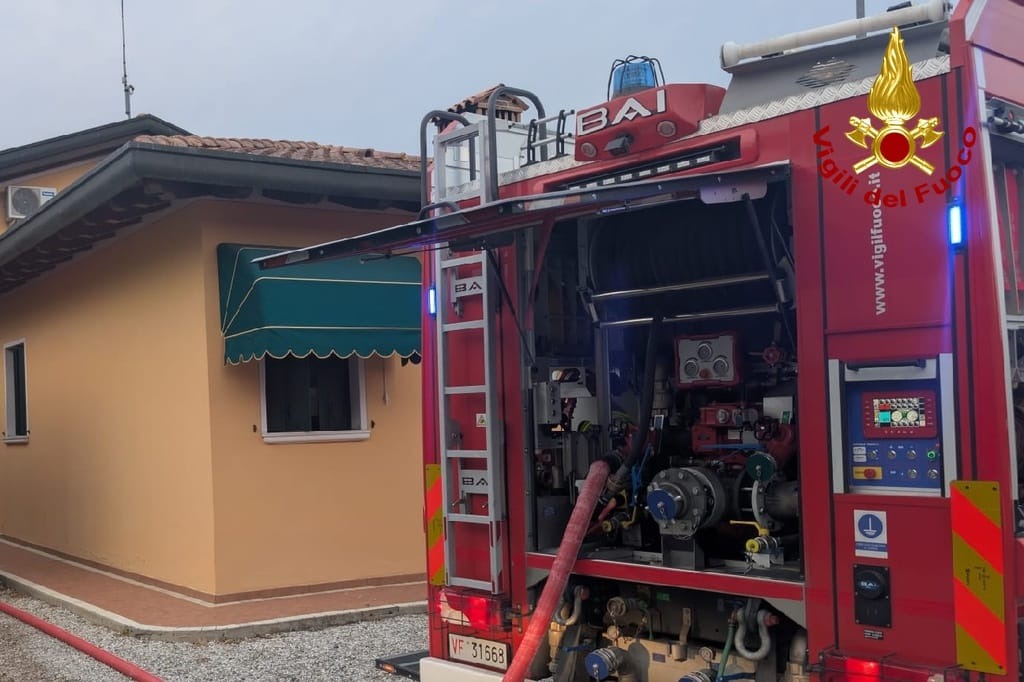 MORSANO TAGLIAMENTO INCENDIO ANNESSO DI UN ABITAZIONE 