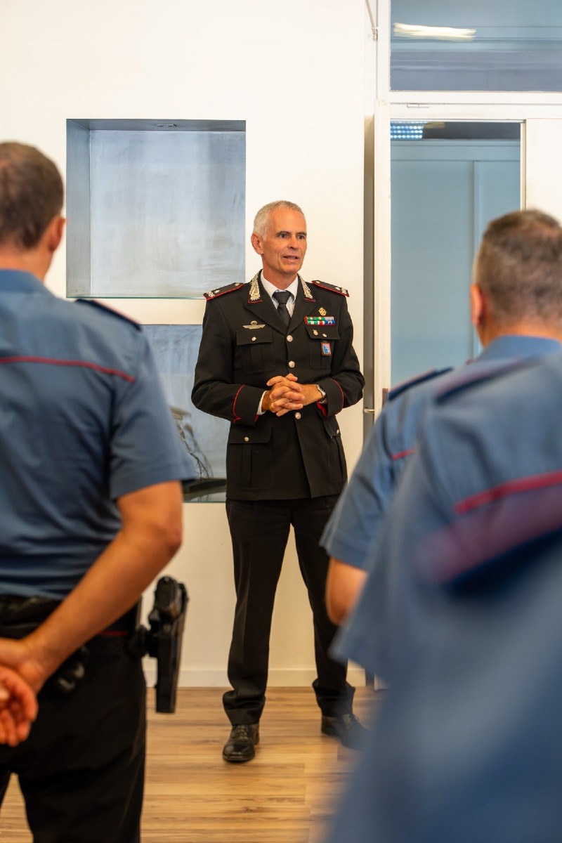 Trieste, il generale Vitagliano saluta i carabinieri prima del trasferimento di settembre