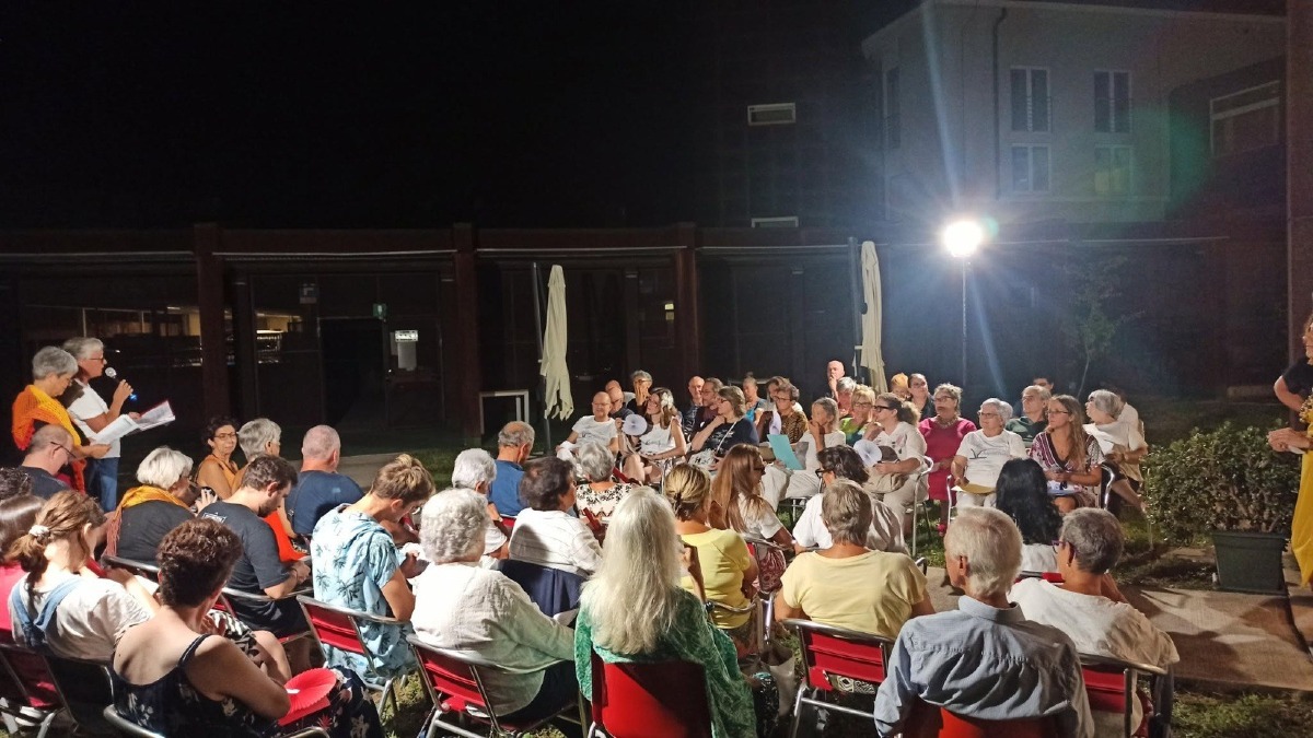Monfalcone, letture sotto le stelle al Giardino Patuna il 21 agosto