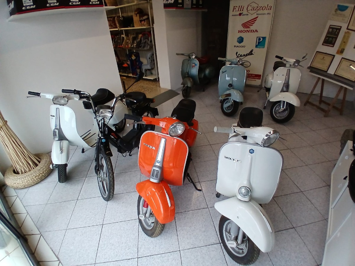 Fratelli Cazzola Moto, 80 anni al Bassanello tra officina storica e ricambio difficile