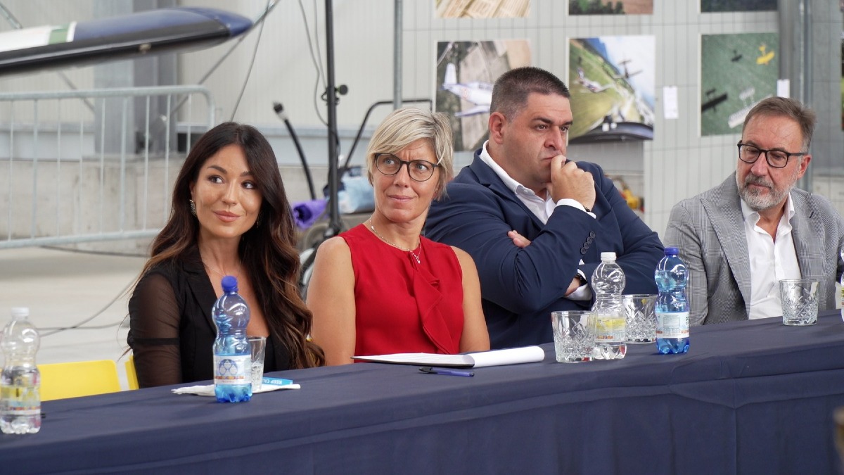 Air Expo Fvg a Osoppo, due giorni tra aerei, formazione e voli panoramici in elicottero