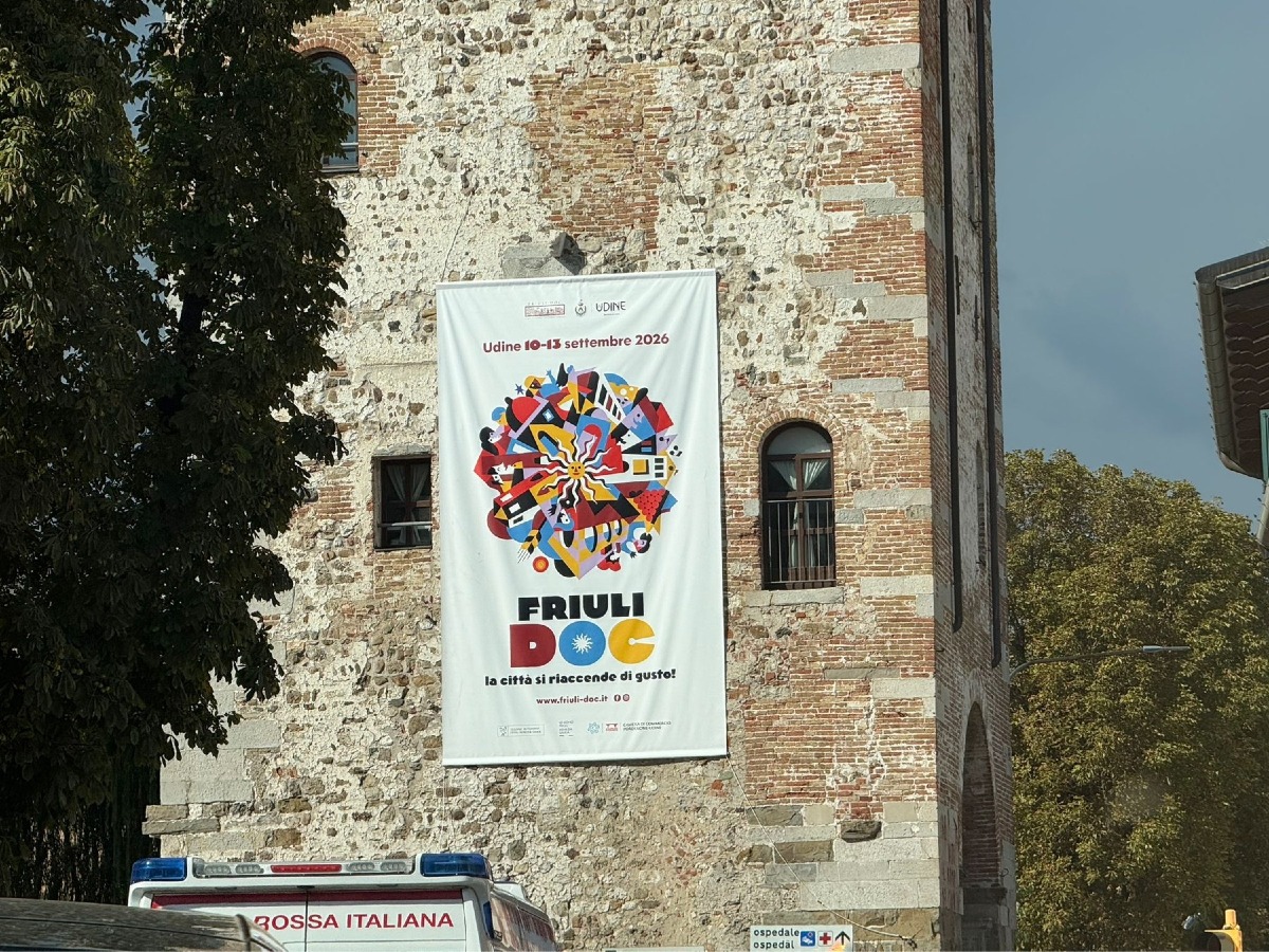 Friuli Doc 2026, Udine si veste a festa: 150 decorazioni e mappa parcheggi e bus