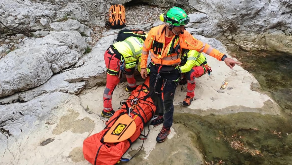 Volo di quattro metri in Val Rosandra: giovane soccorso e portato in ospedale - 