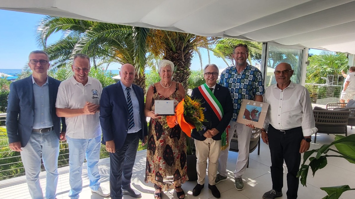 90 vacanze nello stesso hotel di Jesolo: la famiglia Shultes torna dal 1980 - 