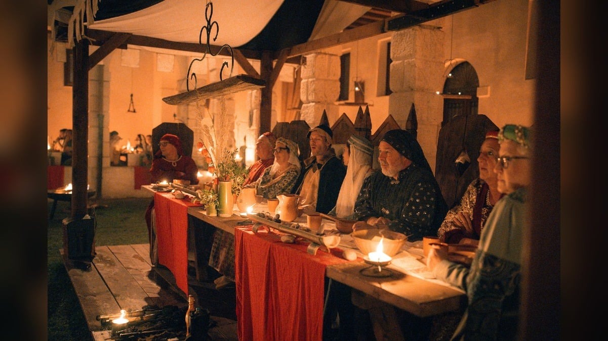 Valvasone, la serata più attesa del festival guarda all’Orcolat: piazza, cena storica e rito finale - 