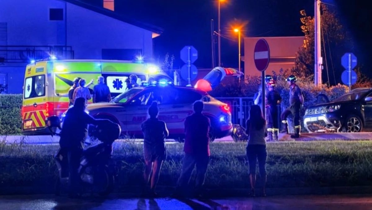 Scontro in via Oberdan a San Vito, ferito un uomo in bicicletta