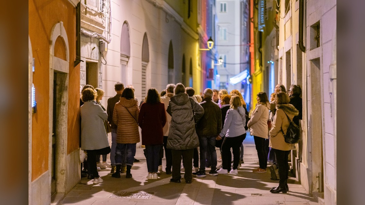 Trieste, torna Cavana Stories: tour notturno il 10 settembre tra Joyce e la Cittavecchia - 