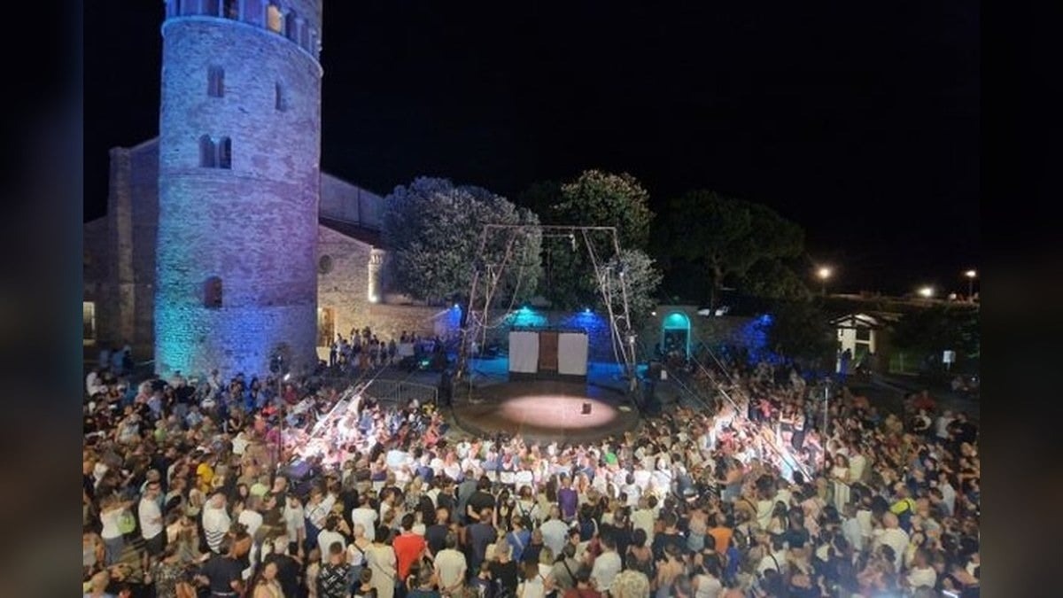 Caorle saluta La Luna nel Pozzo: festival diffuso tra centro storico e frazioni, superata quota 25mila - 