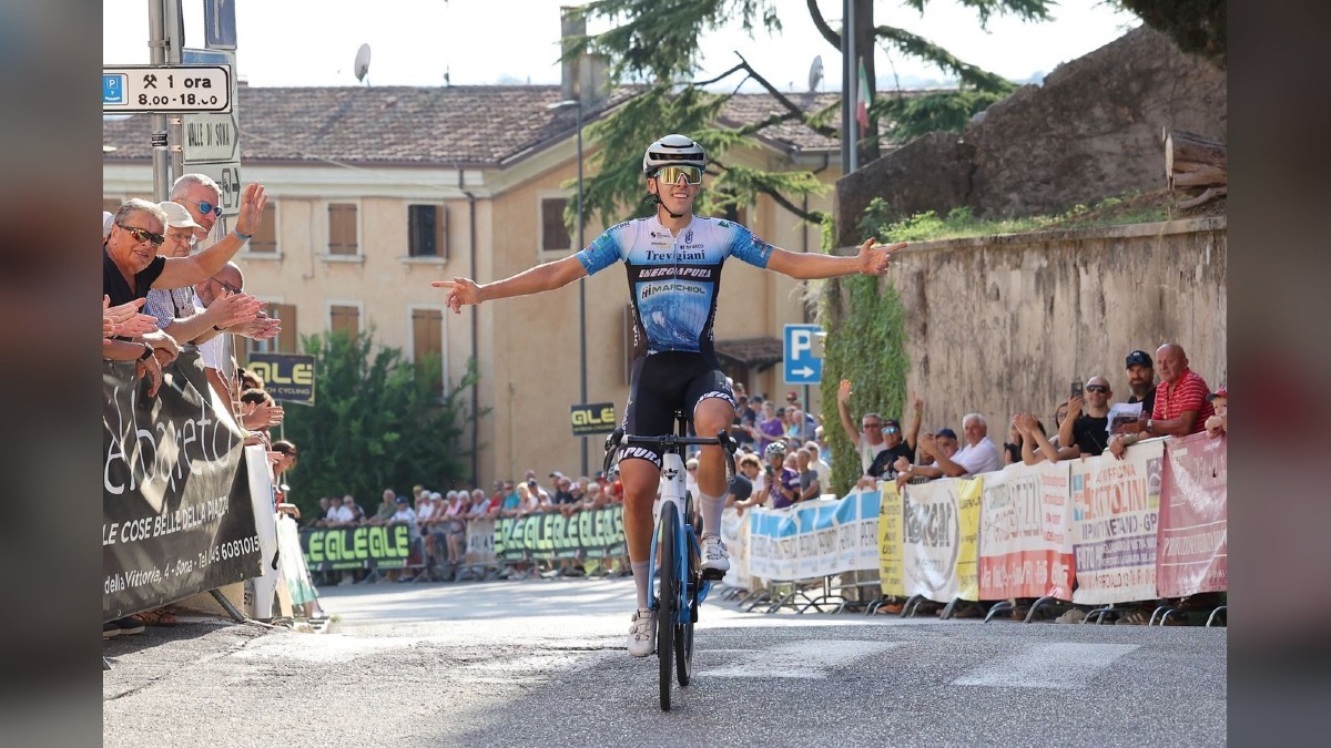Sona premia l’azione da lontano: Lorenzo Mottes firma il Gp San Luigi - 