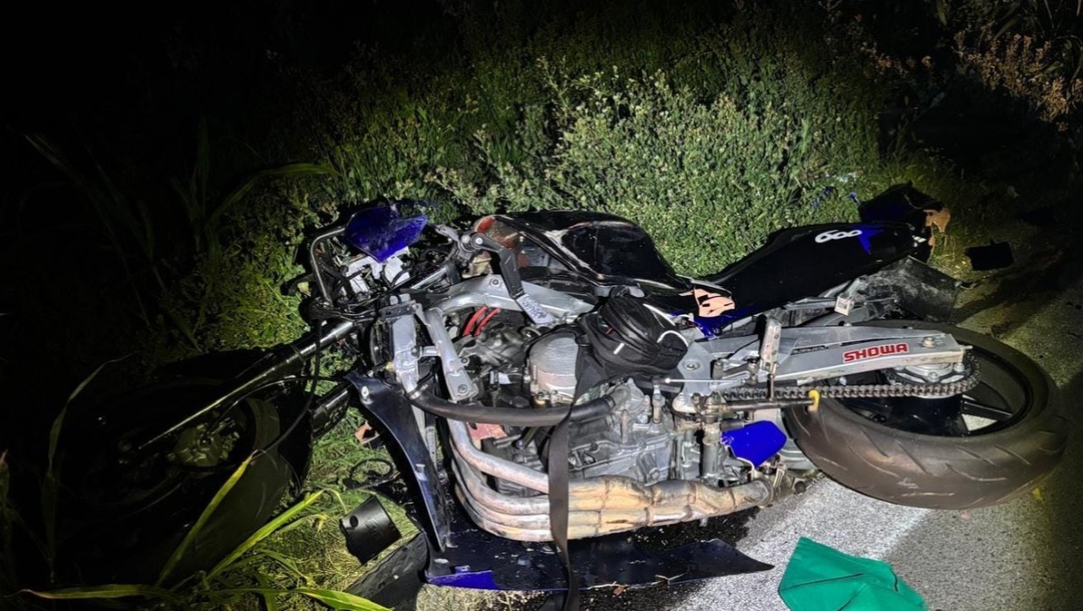 Rientra dal sorpasso e si schianta contro un furgone: morto un giovane di Sacile - 