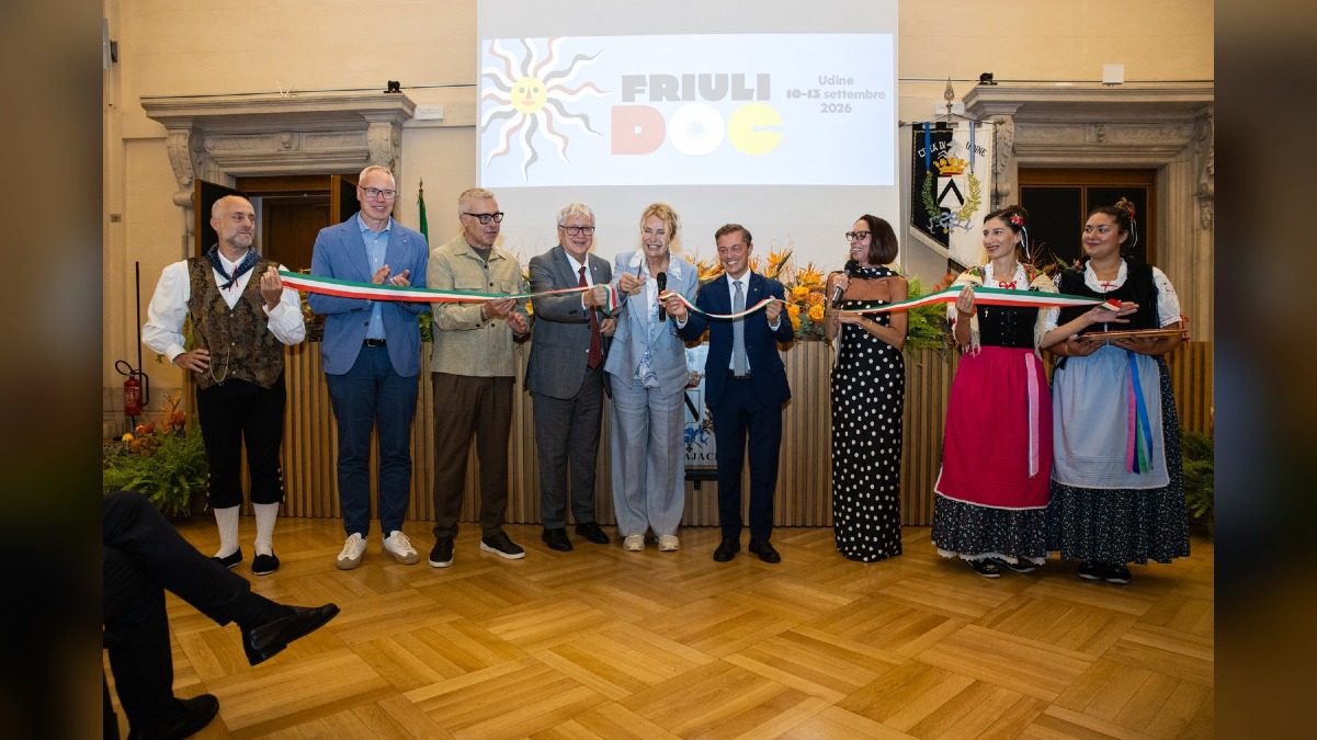 Friuli Doc 2026 parte sotto la pioggia: inaugurazione a Udine con Licia Colò - 