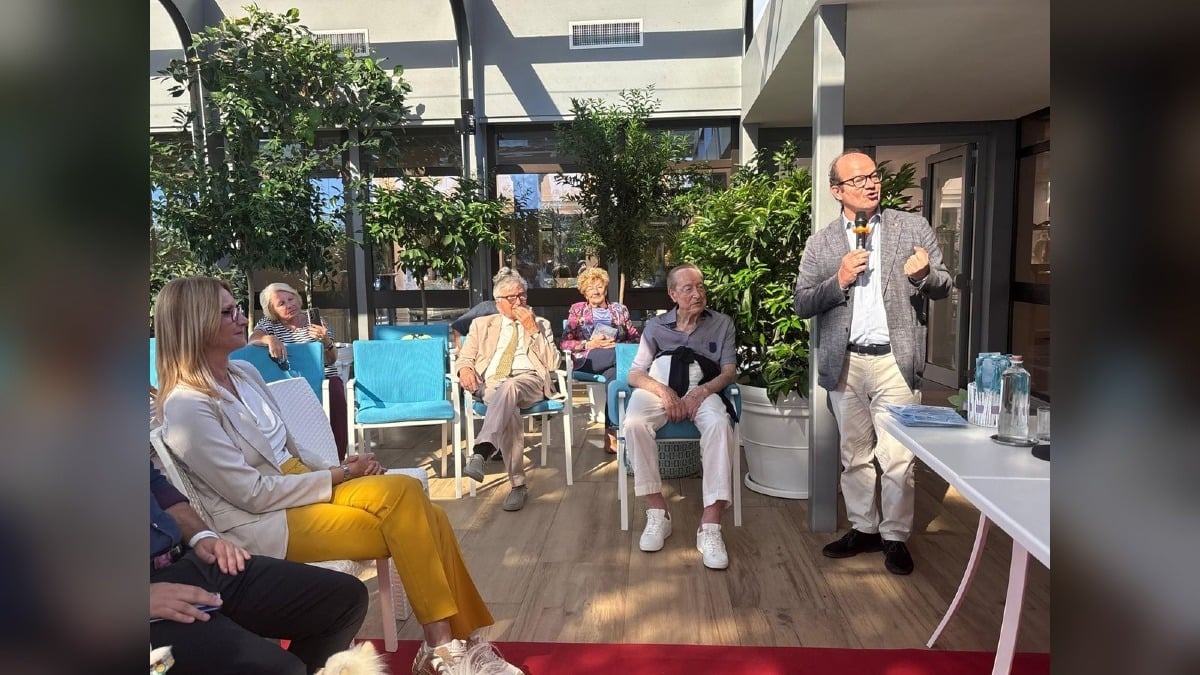 Lignano punta sulla cultura tutto l’anno: si chiude il decimo ciclo di “Un libro, un caffè” - 