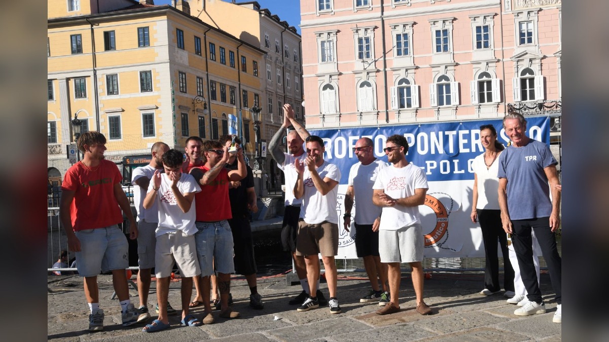 Barcola, verso un nuovo spazio per la canoa polo sul lungomare - 