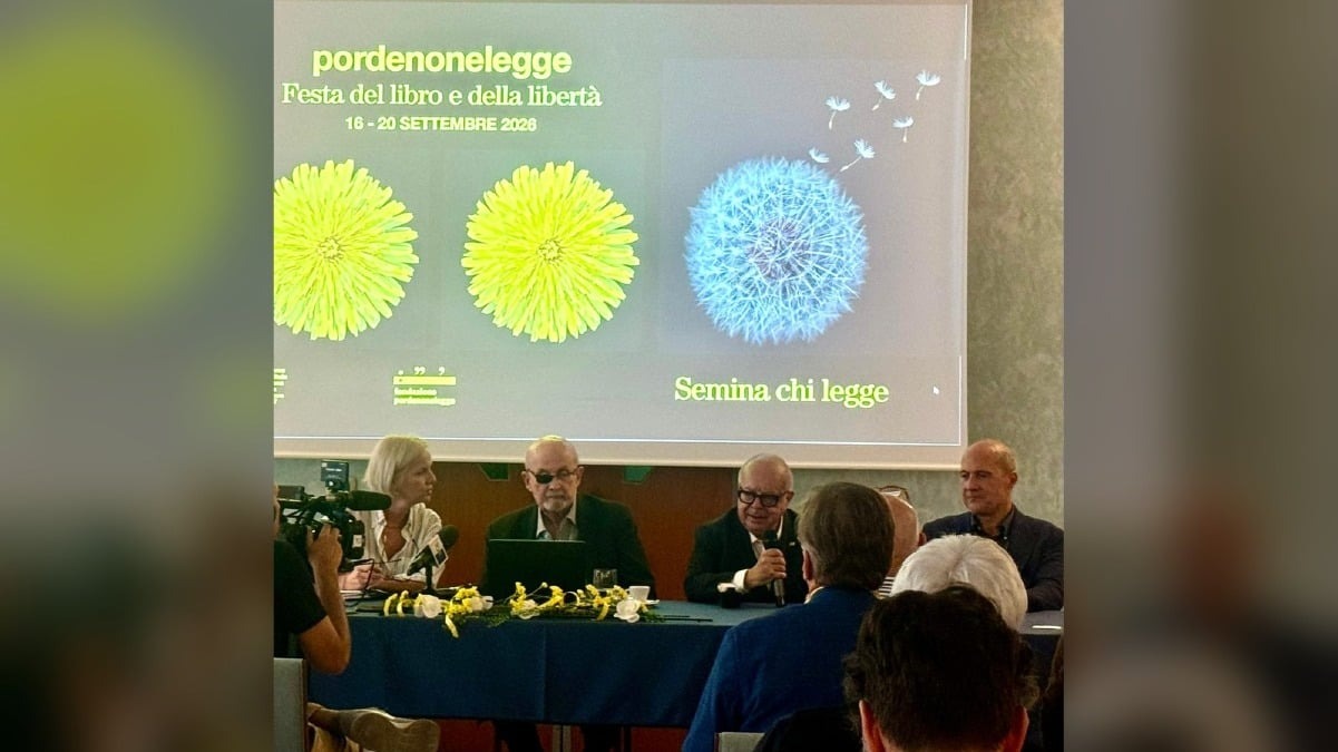 Pordenonelegge parte dal Verdi con Rushdie: serata inaugurale e poi la corsa a New York per "Knife" - 