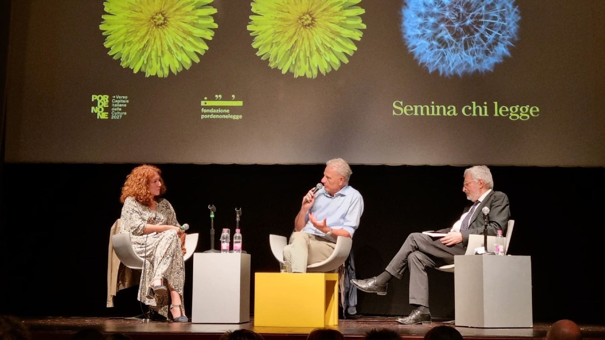 Pordenonelegge, Honsell: «Democrazia fragile, servono ascolto e punti luce» - 