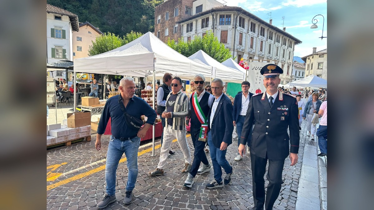 Tolmezzo celebra i 30 anni della Festa della Mela: vetrina della Carnia fino al 20 settembre - 