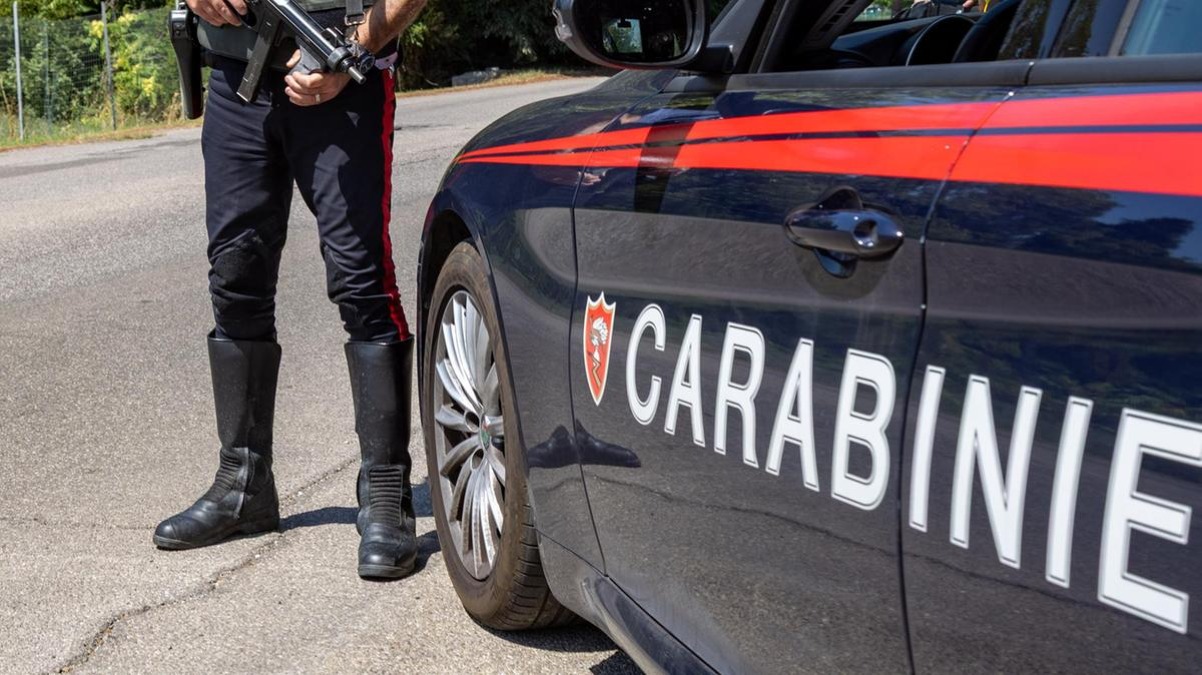 Carabinieri sulle strade di Cortina, raffica di controlli: denunce per alcol e droga - 