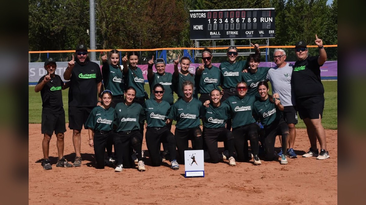 Castionese Softball in Serie A1 per la prima volta dopo la rimonta sull’Azzanese - 