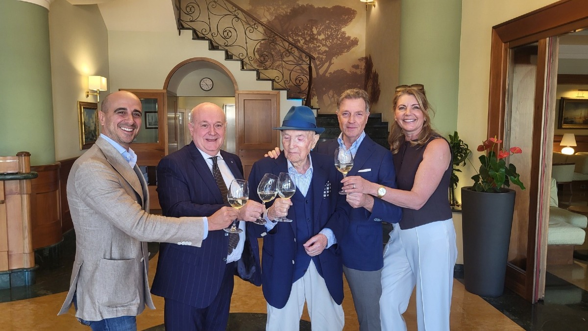 Jesolo, Mino Santin compie 99 anni: è l’albergatore più anziano del Veneto - 