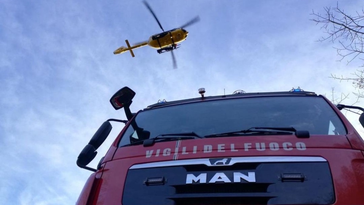 Ancora un incidente sul lavoro: esplode un tubo, 27enne elitrasportato | VIDEO - 