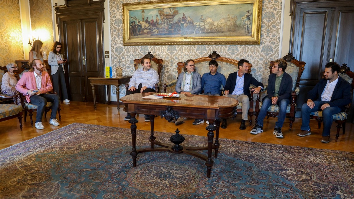 Medaglia del Comune a Marco Tortul e a Oltre quella Sedia per il verde di Trieste - 