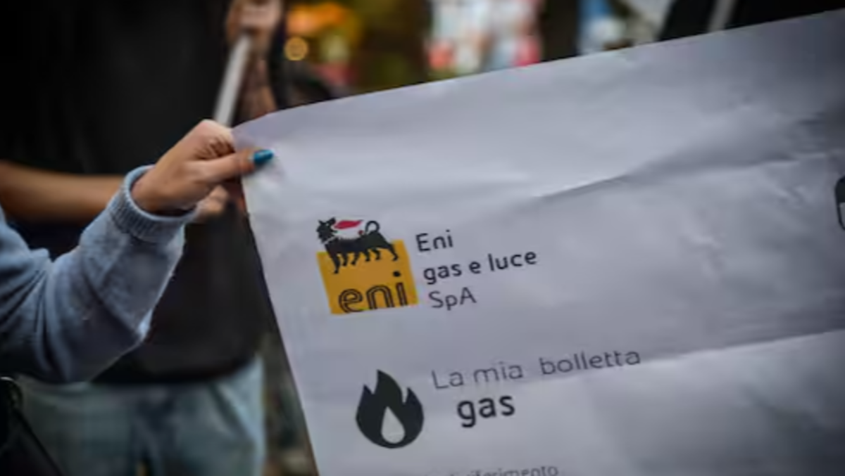 Bollette, nuova mossa di Plenitude: sconto del 30% su luce e gas per chi aderisce a ottobre - 