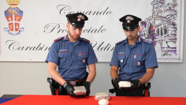 Reana del Rojale, deposito di stupefacenti scoperto nel verde accanto ai binari: sequestrati hashish e cocaina