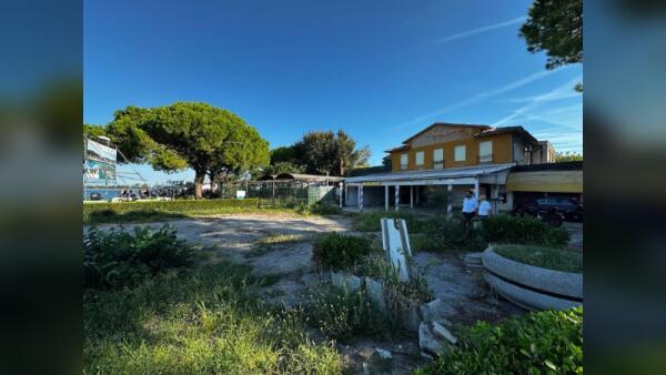 Punta Sabbioni, demolizioni degli edifici degradati all’inizio del 2027