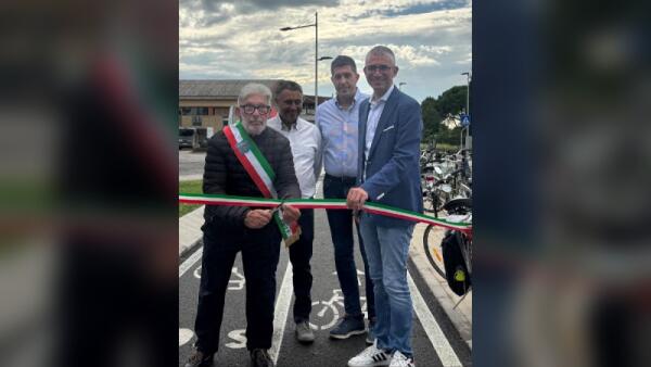 Terzo d'Aquileia, aperta la nuova pista ciclabile illuminata da 500mila euro
