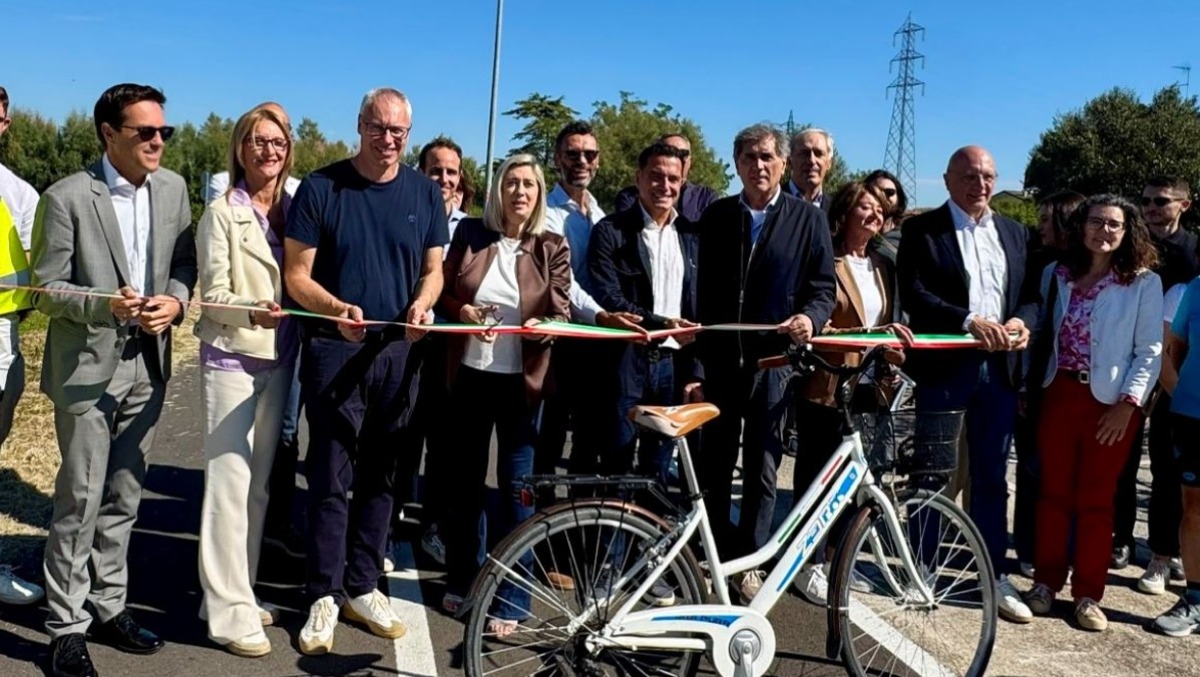Riviera friulana in sella, aperto il nuovo tratto della Trilive tra Aprilia e Precenicco - 