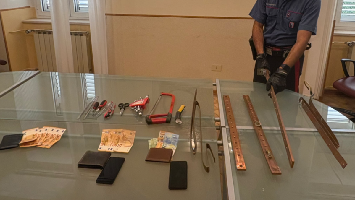 Muggia, colpo al deposito di Aquilinia sventato: tre arresti e 145 chili di rame recuperati - 