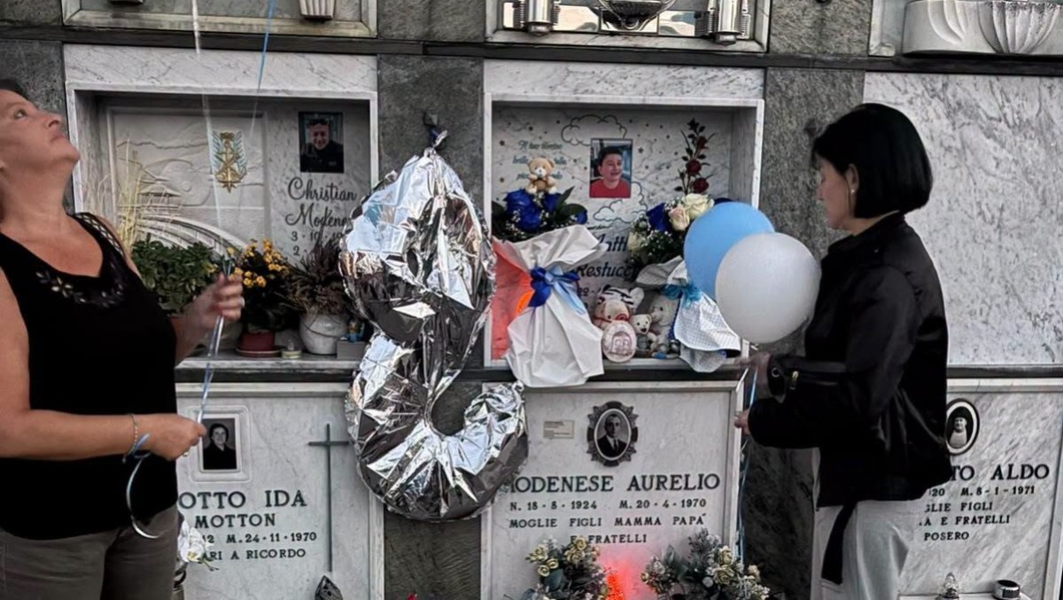 Adria, l’ottavo compleanno di Mattia ricordato al cimitero: nel frattempo arrestato il 73enne coinvolto nell’investimento - 