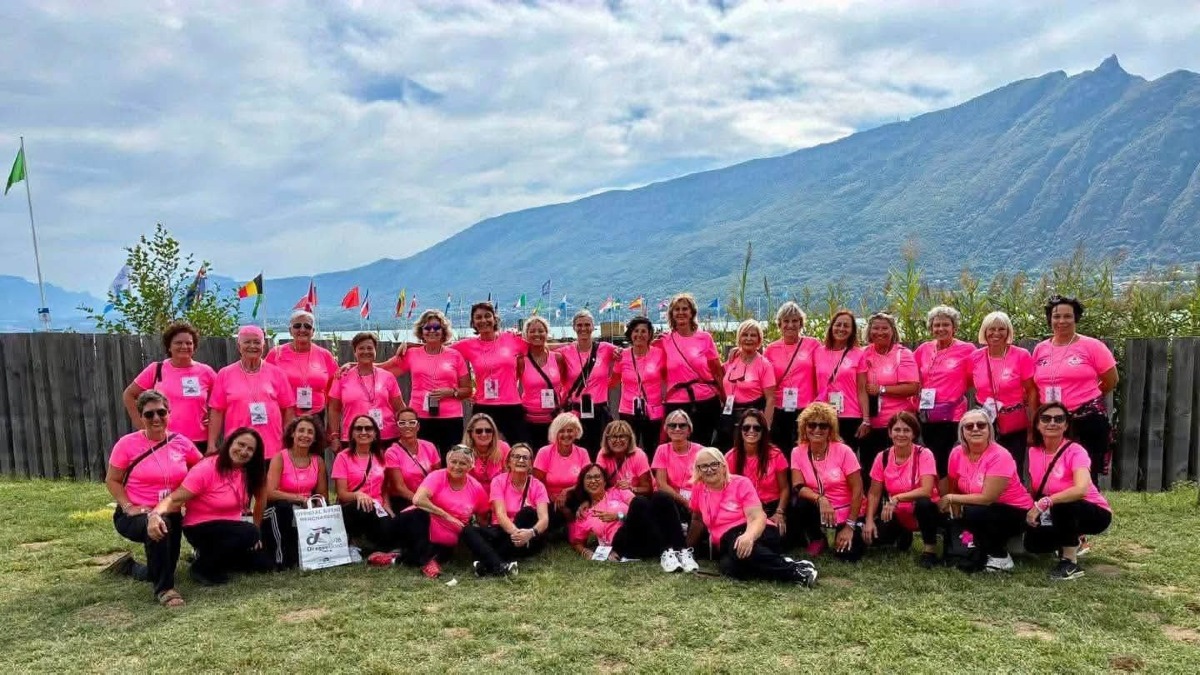 Trifoglio Rosa Mestre seconda al Mondiale di dragon boat: 54,78 nei 200 metri