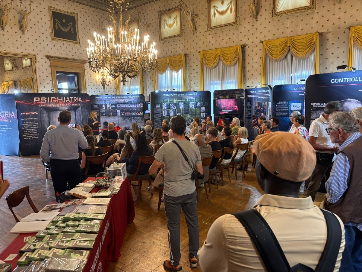 Psichiatria e diritti umani, mostra al Caffè Pedrocchi di Padova fino al 6 settembre