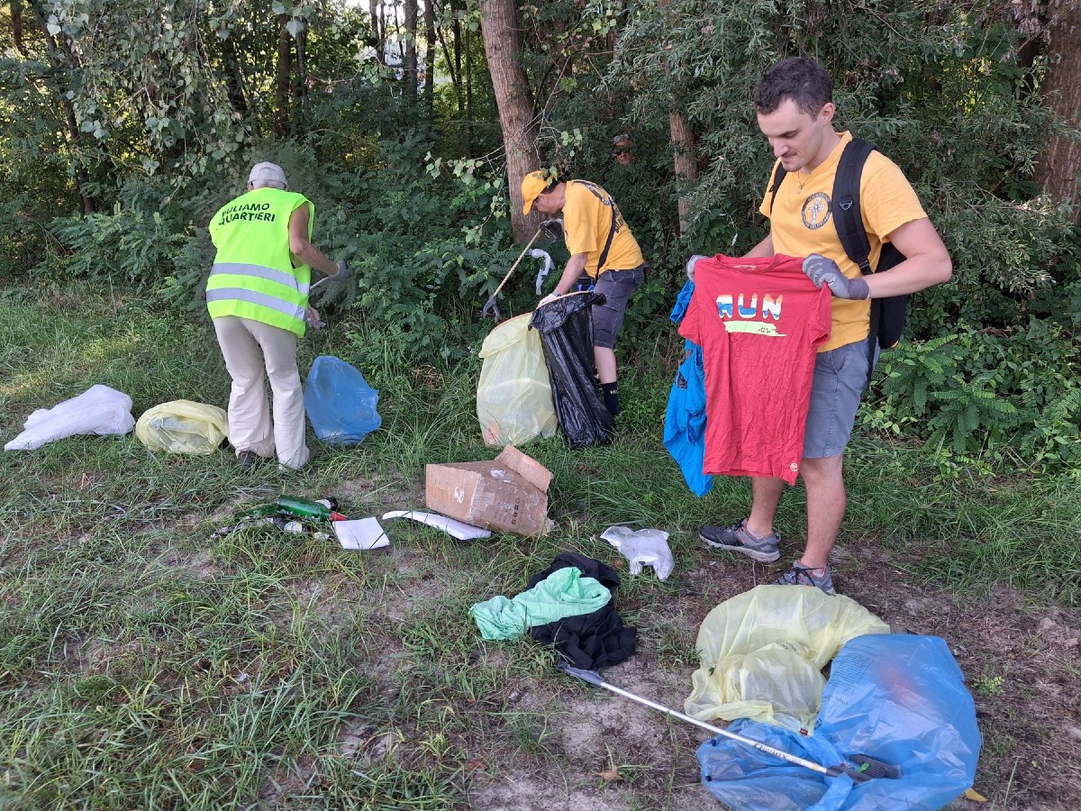Pordenone, a Borgomeduna raccolti 36,3 kg di rifiuti: riparte “Puliamo i quartieri”
