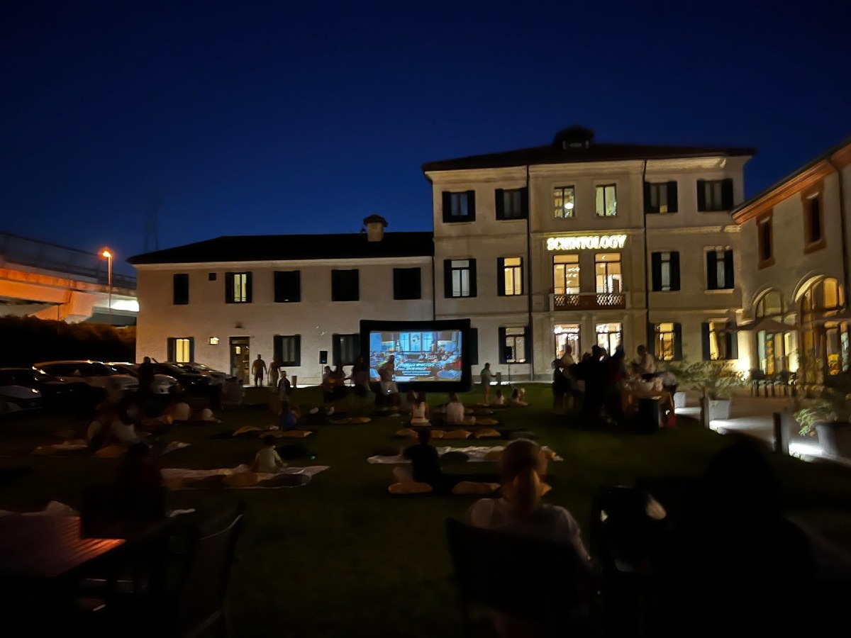 Padova, cinema all’aperto gratuito a Villa Lanza: serata per famiglie prima della scuola