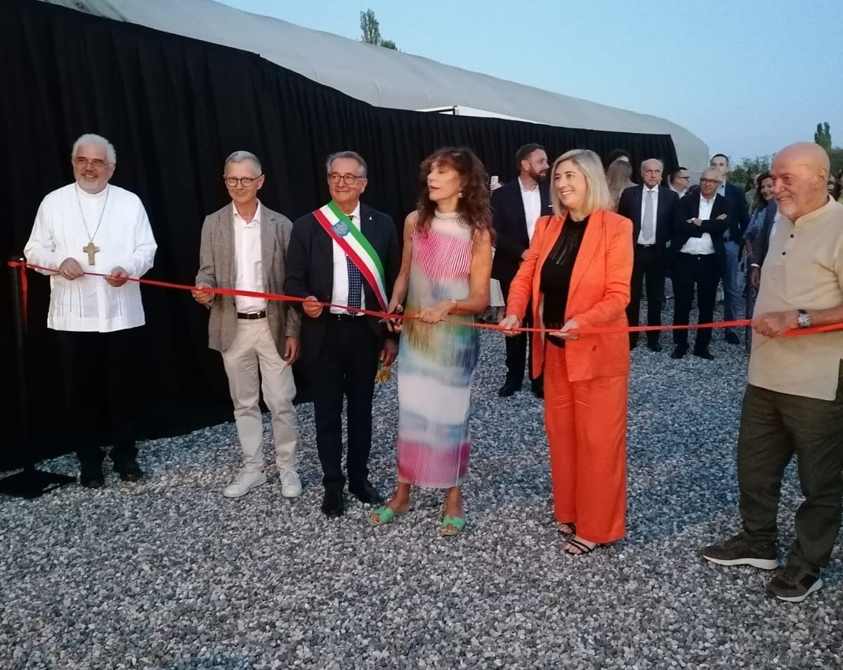 Midolini apre a Manzano la nuova showroom: il Giappone primo mercato
