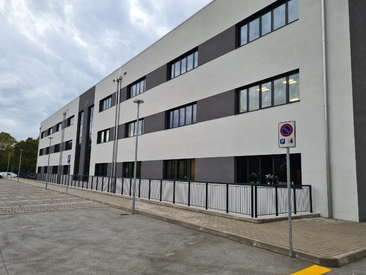 Pordenone, inaugurata la nuova scuola di via Interna: 12 milioni per 800 studenti