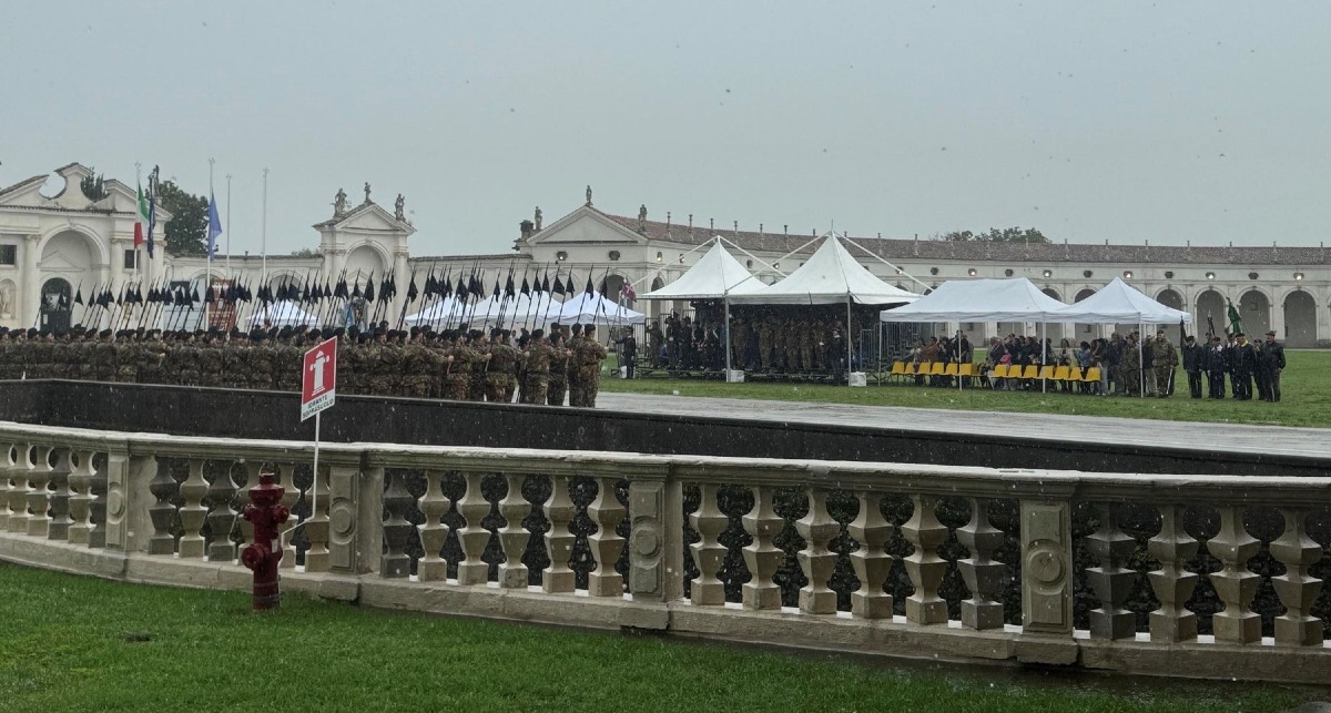 Codroipo accoglie i Lancieri di Novara rientrati dal Kosovo: cerimonia a Villa Manin